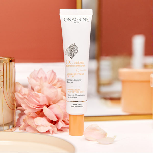 Complexion Perfecting Care Light